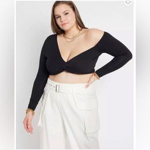 NWT!! 60% Off!! Eloquii Sz 14 Top with Twist Black or White